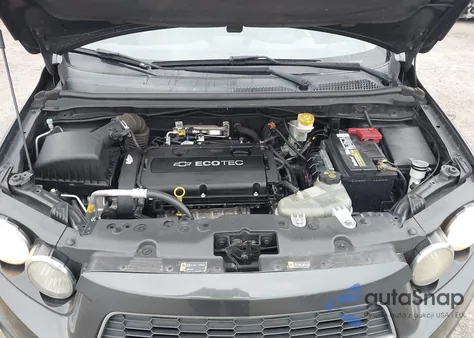 2015 Chevrolet Sonic Lt Auto z USA, uszkodzony, nr VIN 1G1JC5SH0F4104459